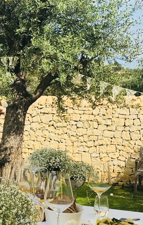Battimandorlo Hotel Noto Exterior foto